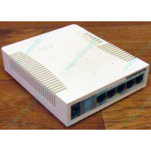 БУ маршрутизатор Mikrotik RB951G-2HnD в Солнечногорске, БУ роутер Mikrotik RB951G-2HnD (Солнечногорск)